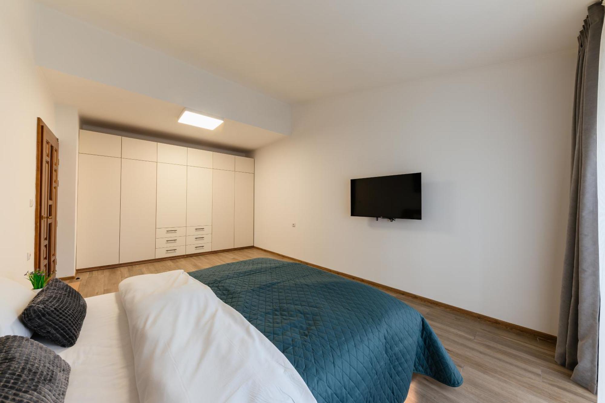 Luxury Apartments Uzhorod ภายนอก รูปภาพ
